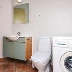 度假居 6 Person In *