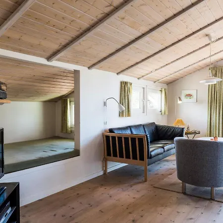 6 Person In Blåvand