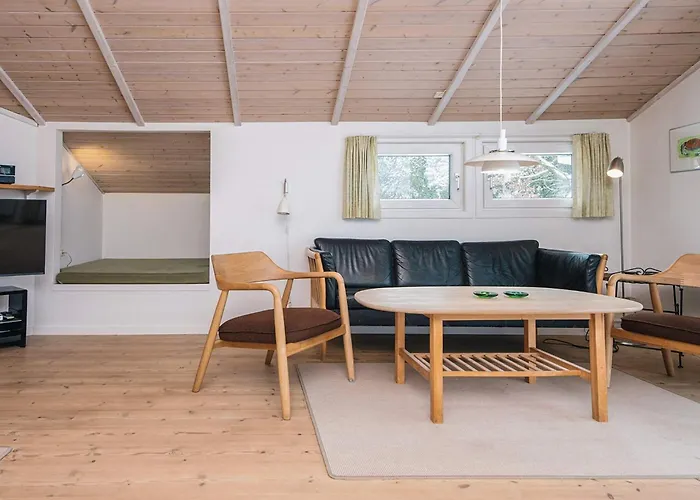 Nyaraló 6 Person In *